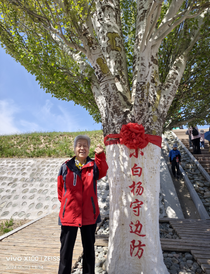 【柳岸·月】多些陪伴，少些遺憾（散文）